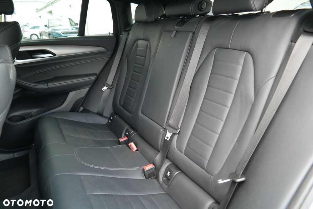 BMW X4 - 14
