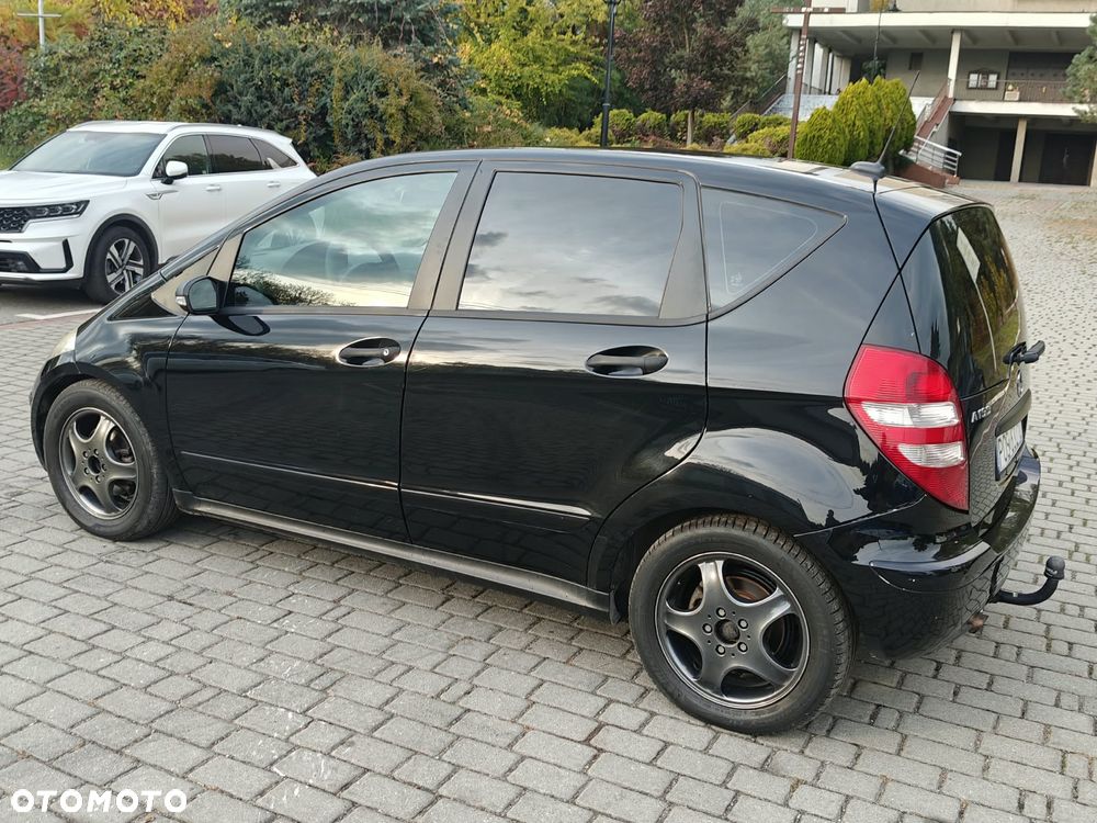 Mercedes-Benz Klasa A 160 CDI Elegance DPF - 26