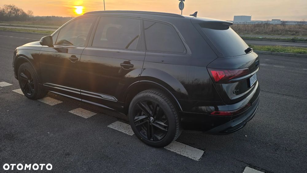 Audi Q7 - 25