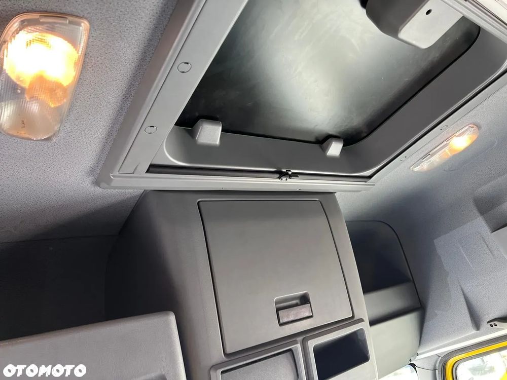 Mercedes-Benz ATEGO - 5