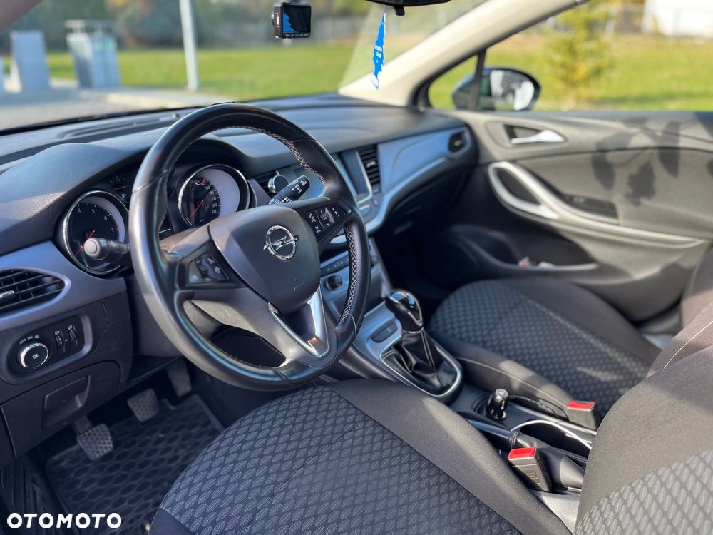 Opel Astra 1.4 T Enjoy - 12