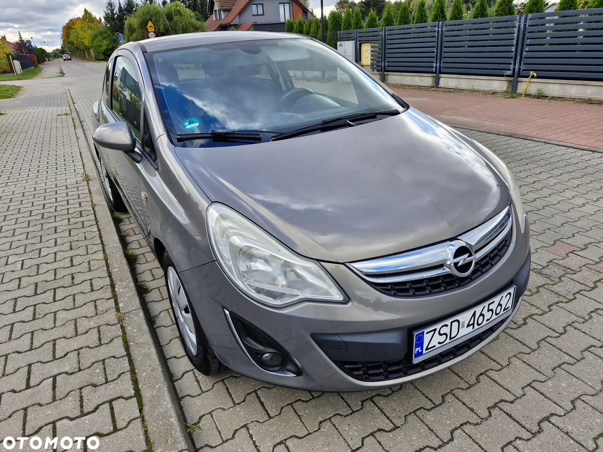 Opel Corsa 1.4 16V Color Edition - 14