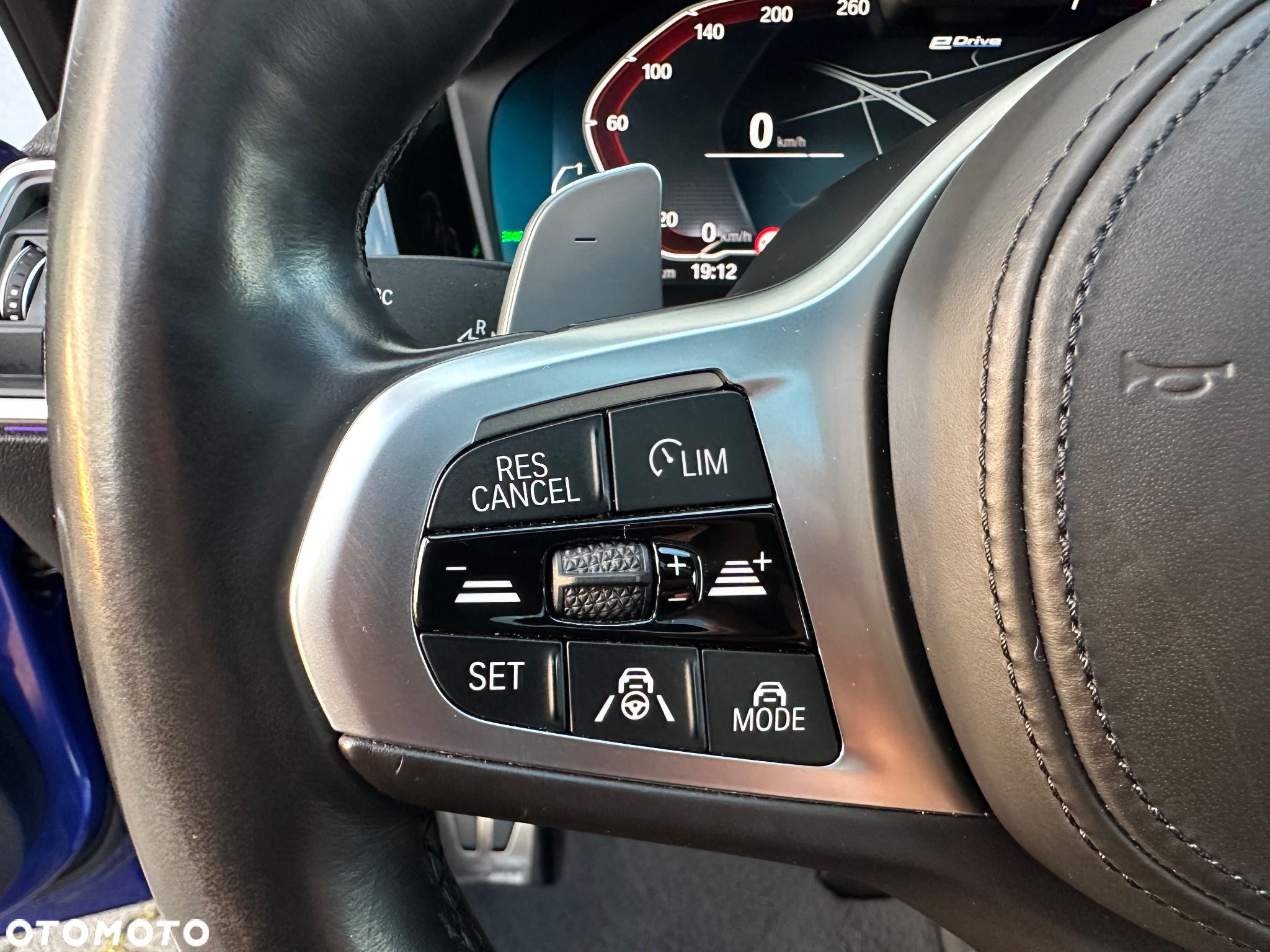 BMW Seria 3 330e PHEV M Sport sport - 29