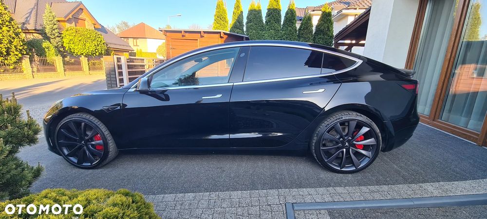 Tesla Model 3 - 6