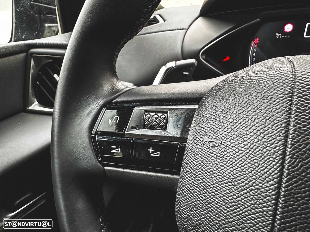 DS DS3 Crossback PureTech 130 Aut. PERFORMANCE LINE - 28