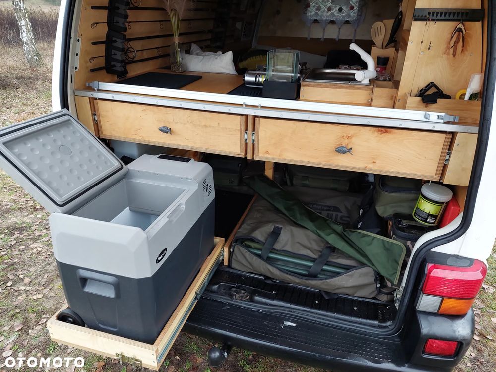 Volkswagen Transporter T4 - 8