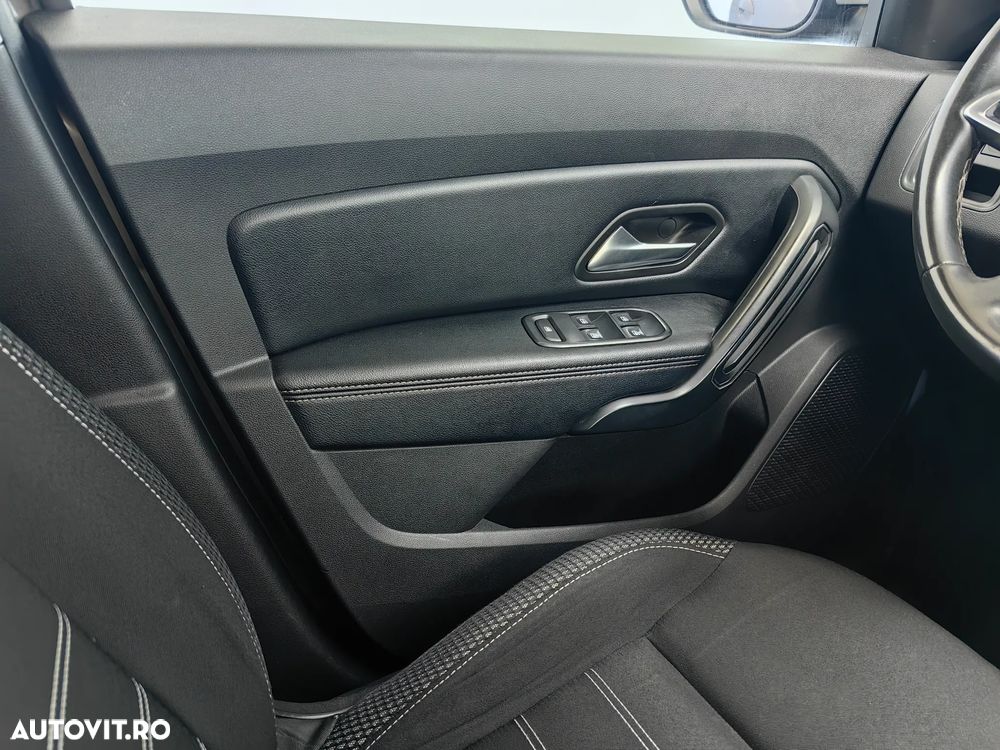 Dacia Duster 1.6 SCe 4WD Prestige jante 17" - 23