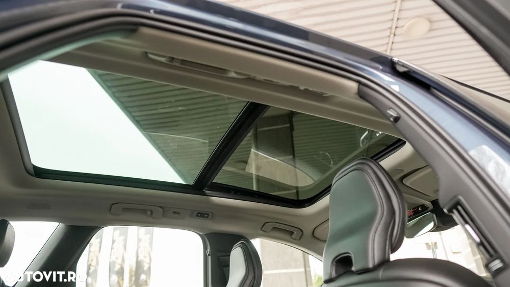 Volvo XC 60 T6 AWD Recharge Geartronic Inscription - 28