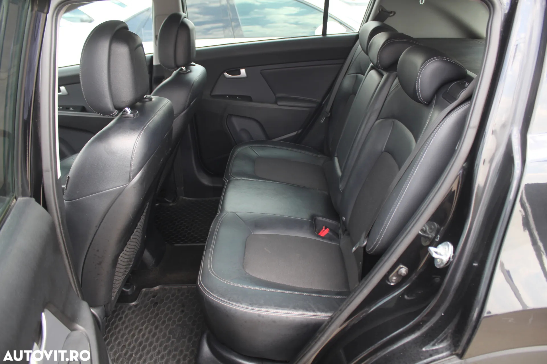 Kia Sportage 2.0 DSL MT 4x4 STYLE - 11
