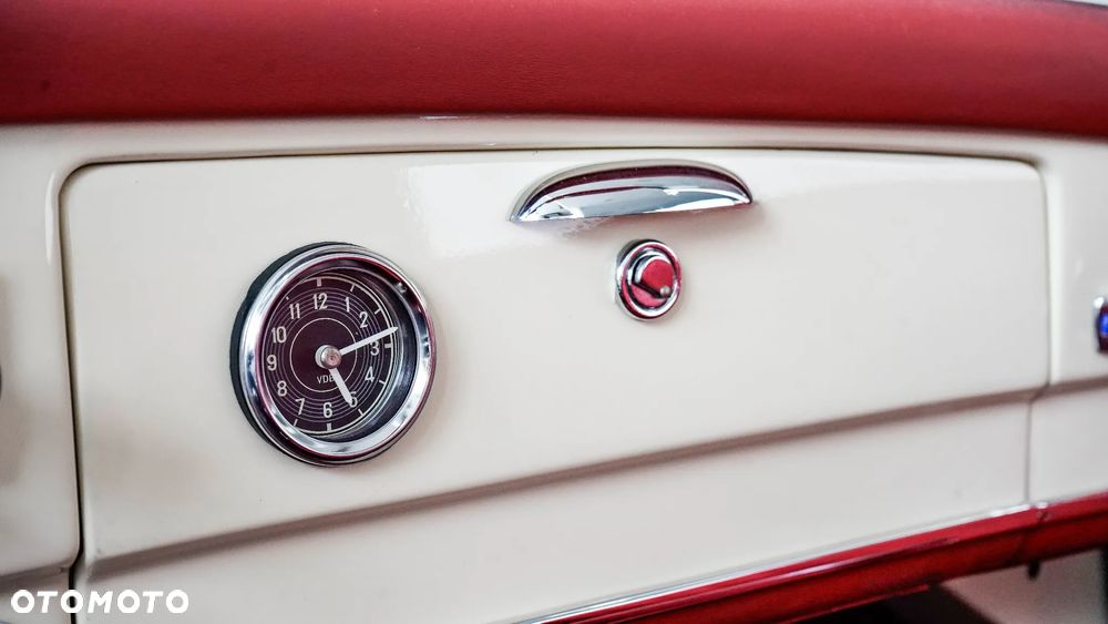 Mercedes-Benz SL - 21