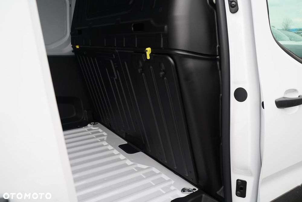Opel Combo Cargo 1.5 BlueHDi L2 EAT8 - 22
