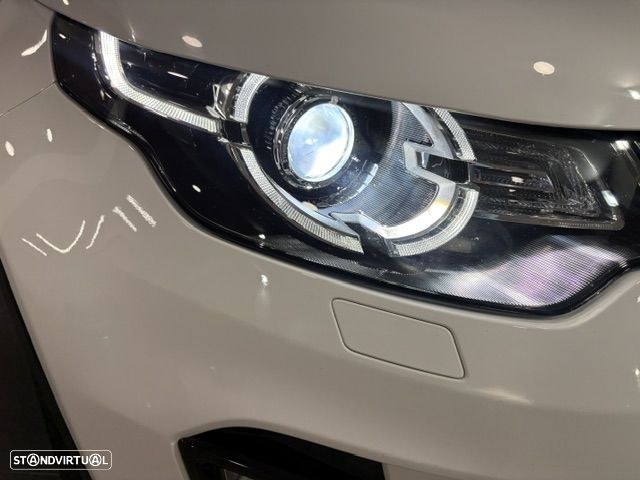 Land Rover Discovery Sport 2.0 TD4 HSE Luxury - 30