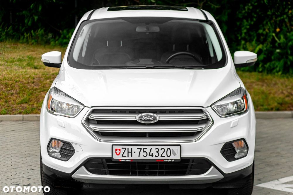 Ford Kuga 1.5 EcoBoost 4x4 Titanium - 6