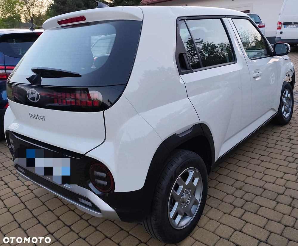 Hyundai Inster 42kWh Modern - 11