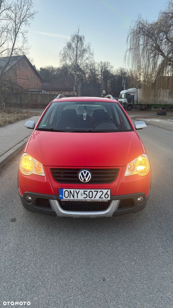 Volkswagen Polo - 2