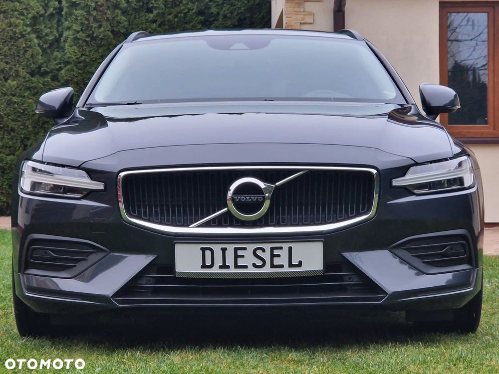 Volvo V60 D3 Geartronic Momentum - 1