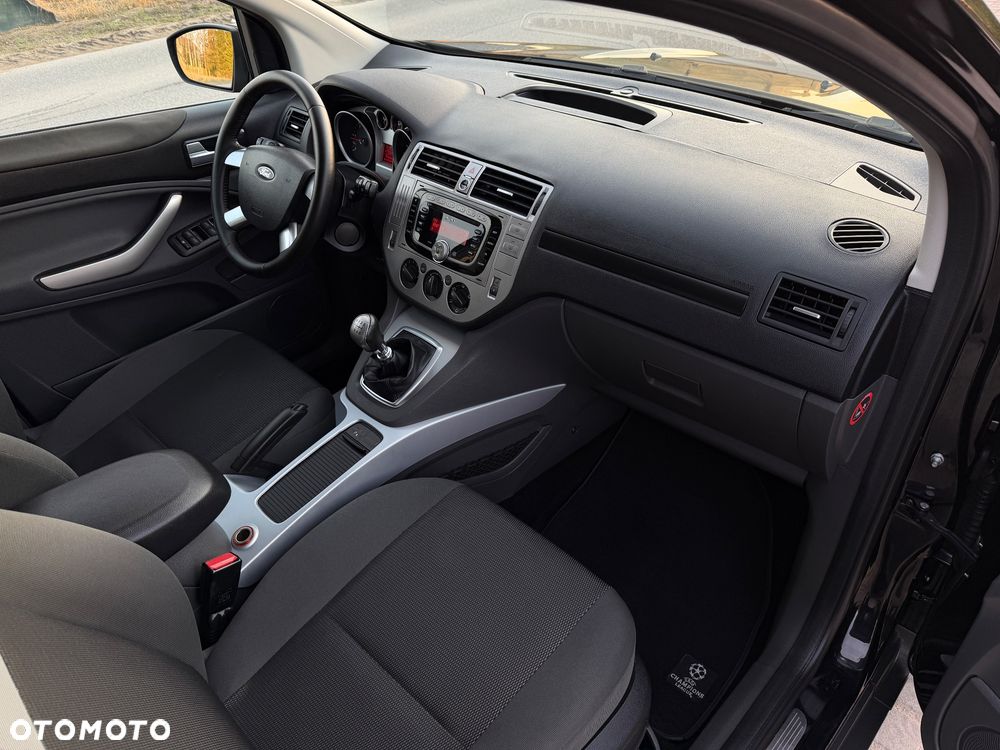 Ford Kuga 2.0 TDCi 2x4 Champions Edition - 9