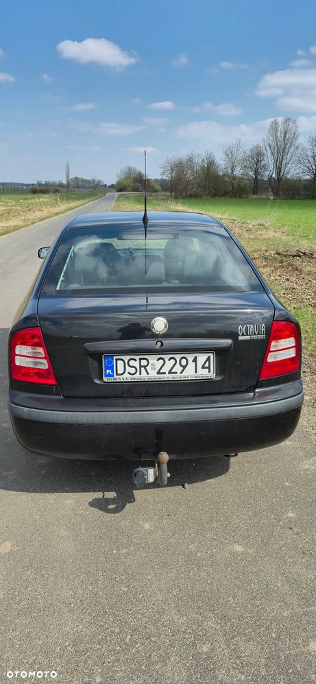 Skoda Octavia 1.6 Tour - 3