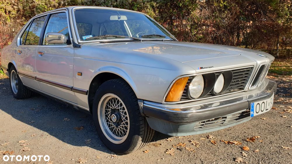BMW Seria 7 - 27
