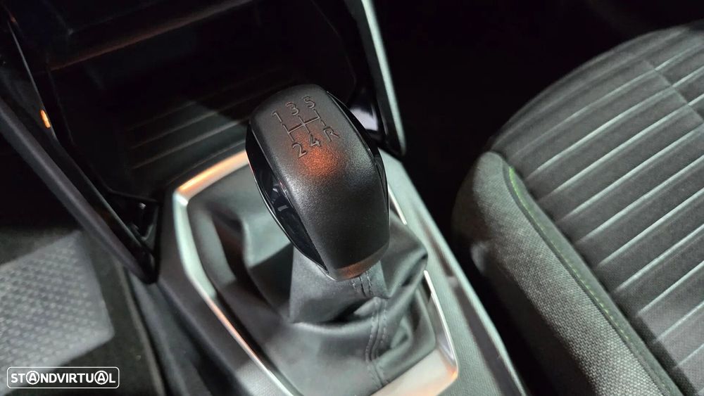 Peugeot 208 1.2 PureTech Active Pack - 27