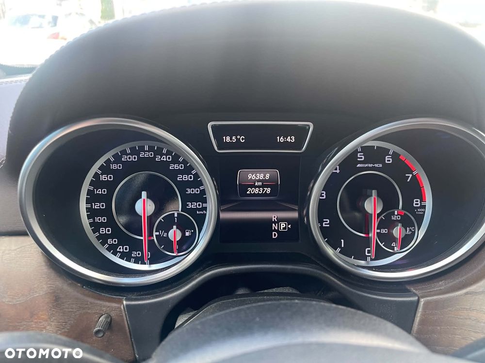 Mercedes-Benz GL - 11
