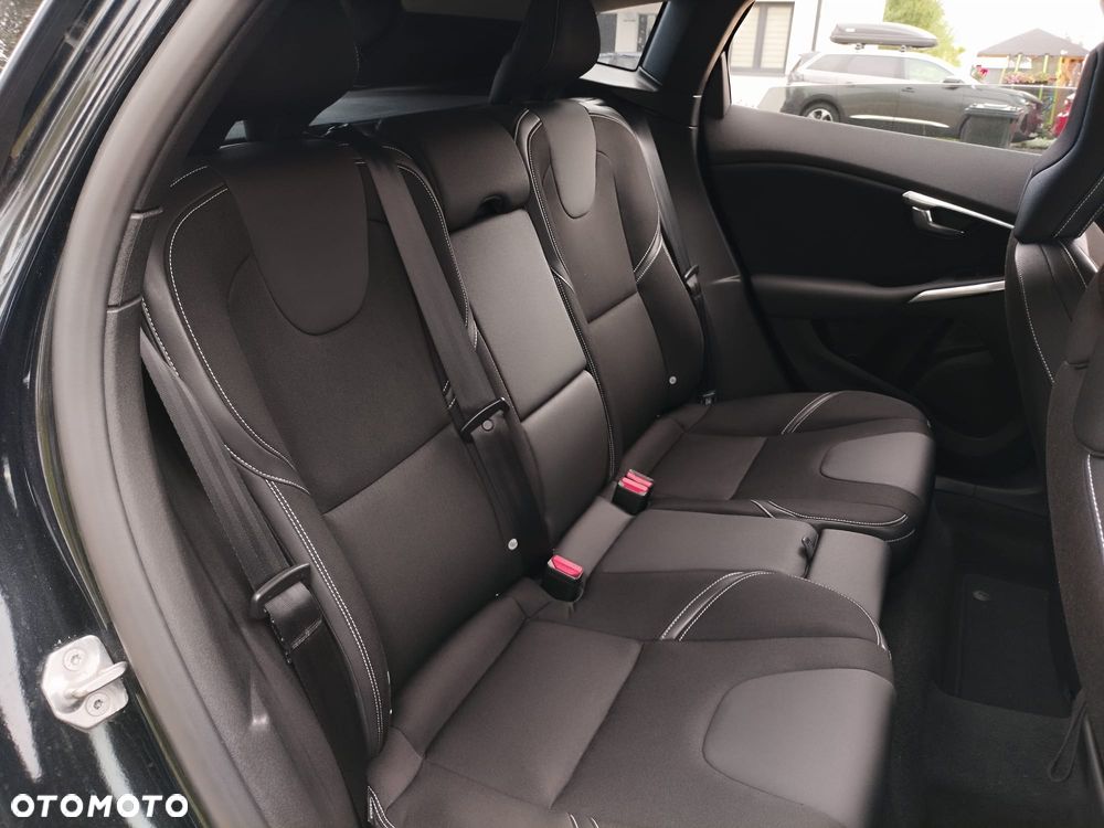Volvo V40 D3 Kinetic - 14