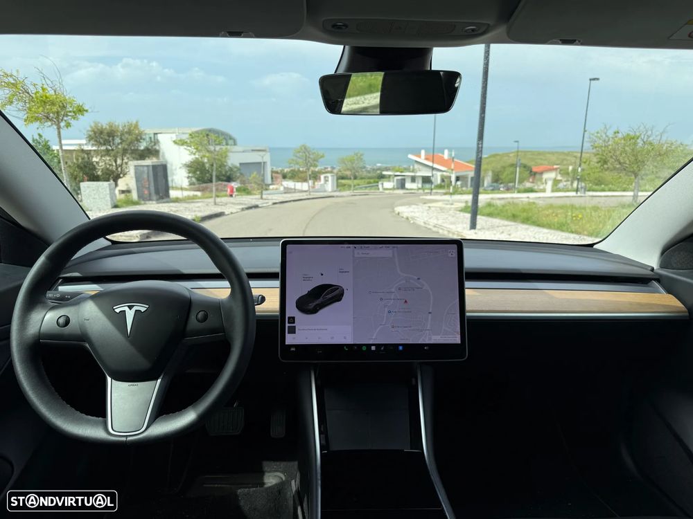 Tesla Model 3 Standard Range Plus RWD - 4