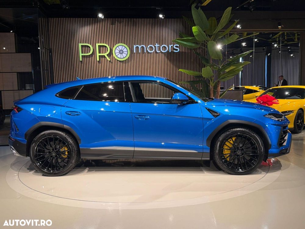 Lamborghini URUS - 10