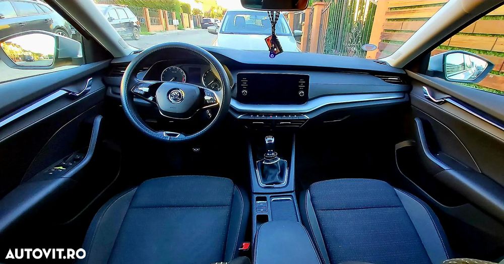 Skoda Octavia 2.0 TDI Ambition - 6