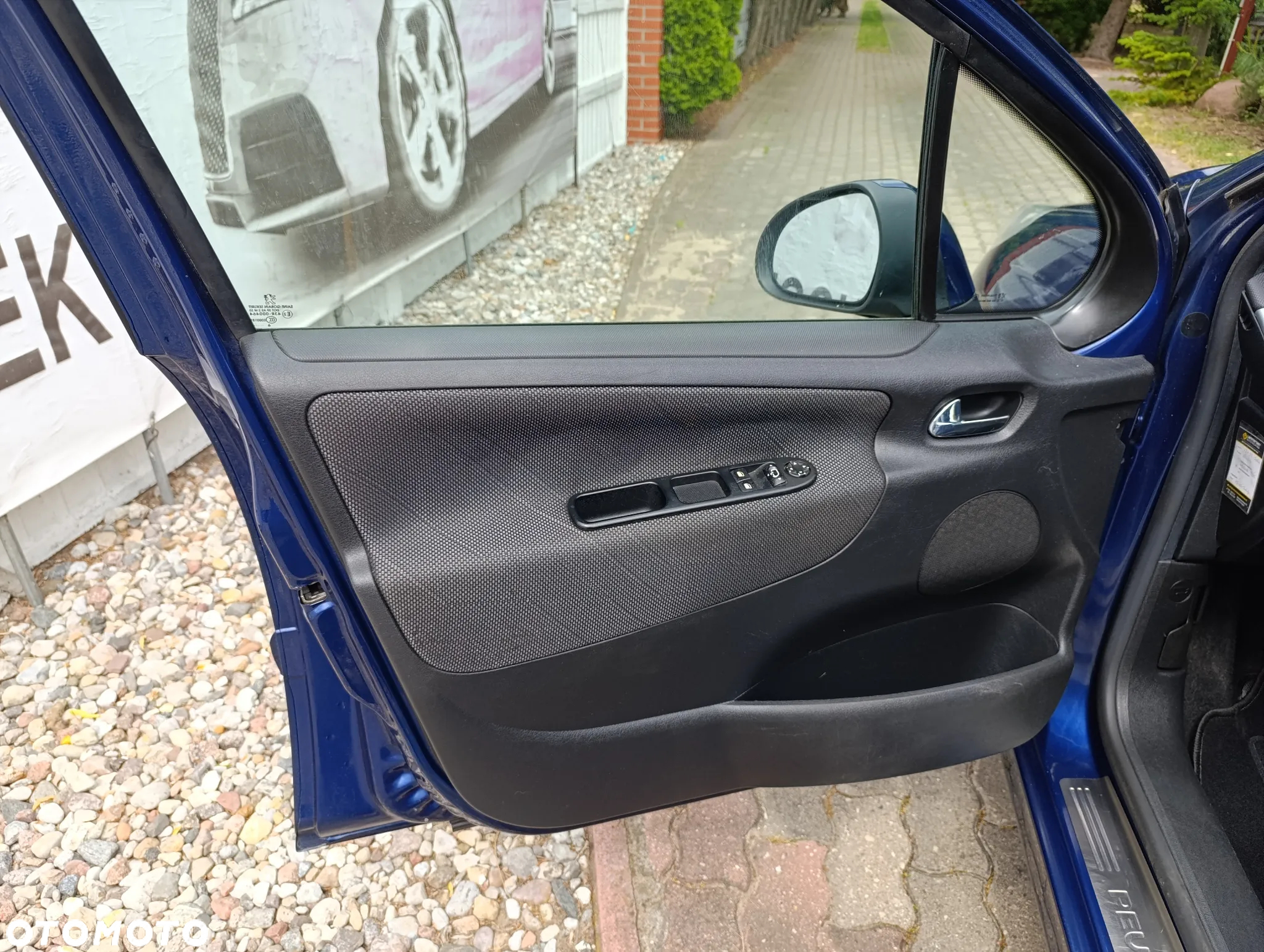 Peugeot 207 - 19