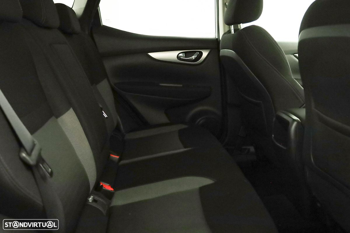 Nissan Qashqai 1.2 DIG-T N-Connecta PS Xtronic - 22
