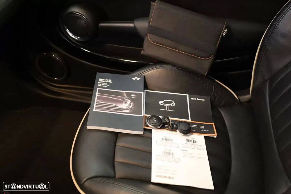 MINI Cabrio John Cooper Works Auto - 51