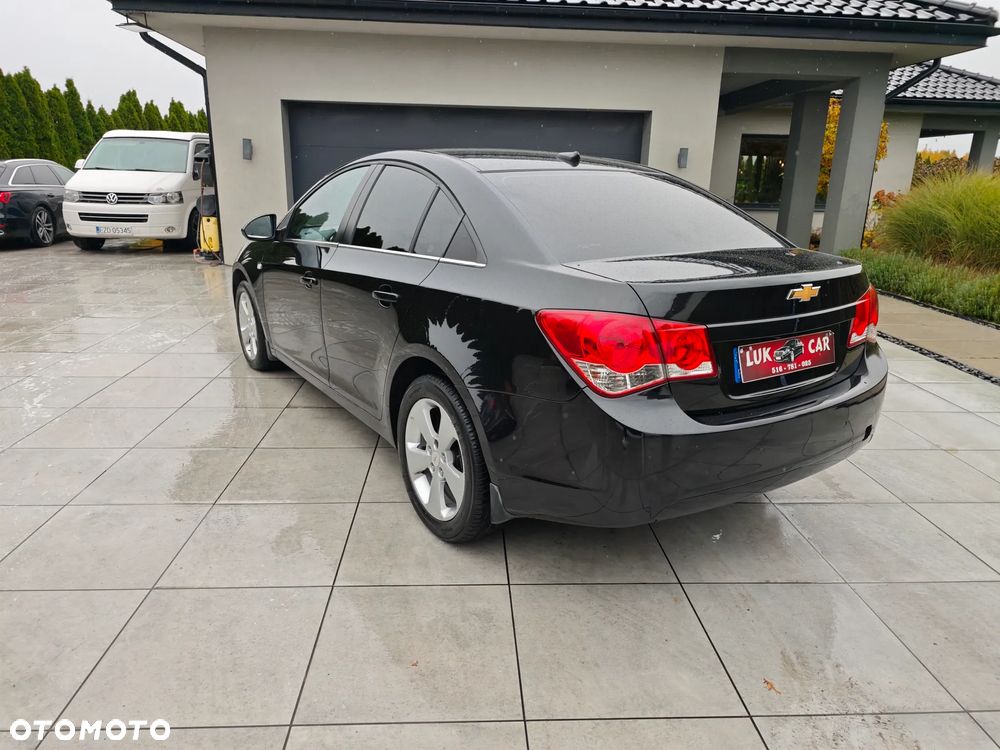 Chevrolet Cruze 2.0 VDCi LT+ - 8