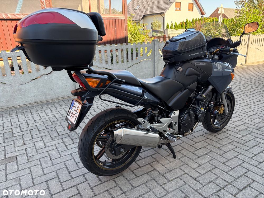 Honda CBF - 3