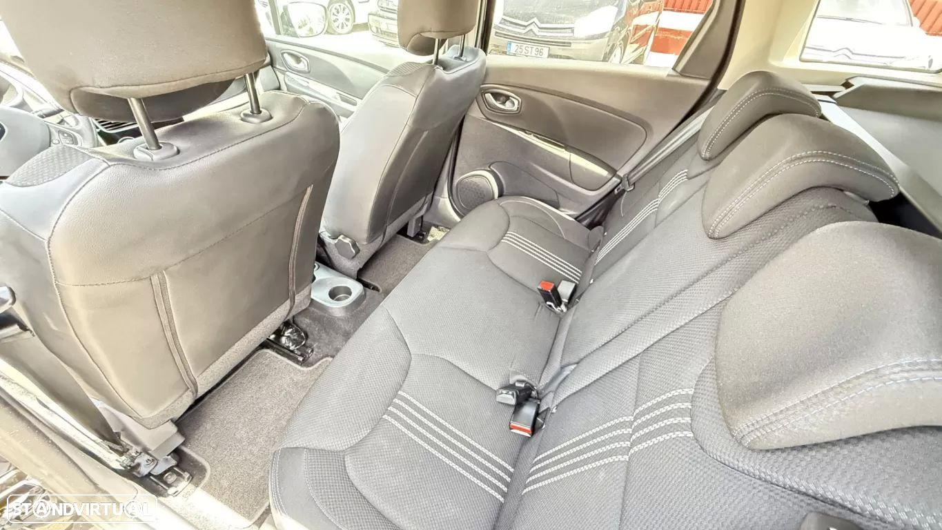 Renault Clio Sport Tourer 1.5 dCi GT Line - 38