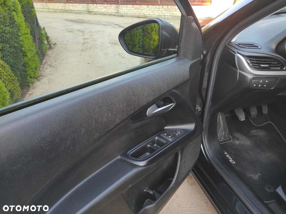 Fiat Tipo 1.3 MultiJet 16v Sport - 9