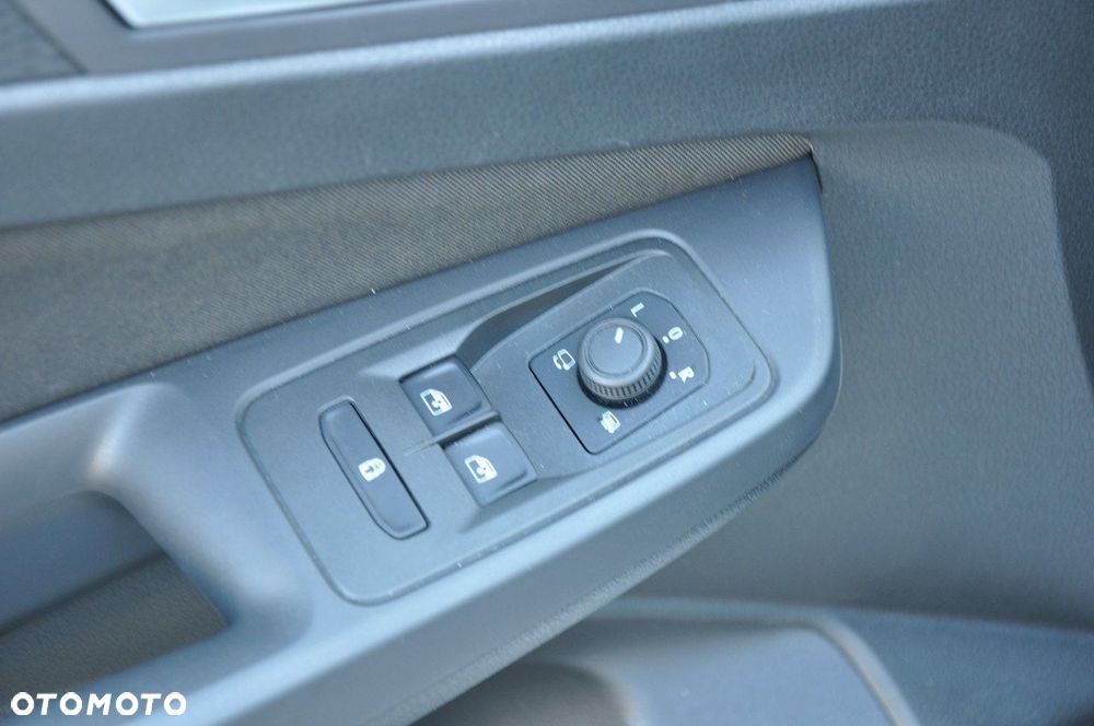 Volkswagen Caddy - 10