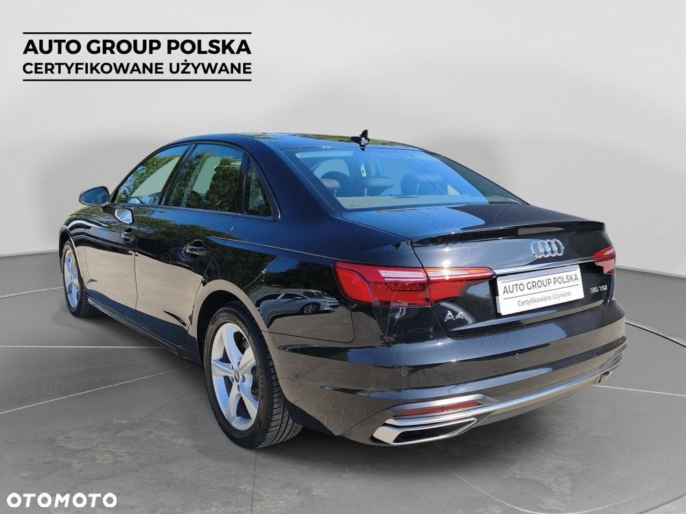 Audi A4 Limousine - 3