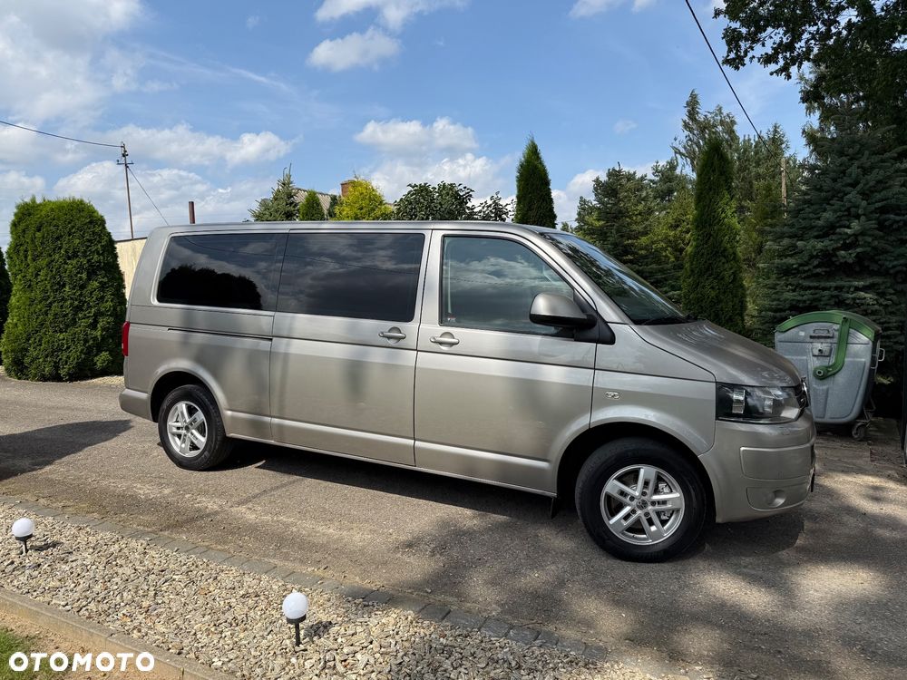 Volkswagen Caravelle - 3