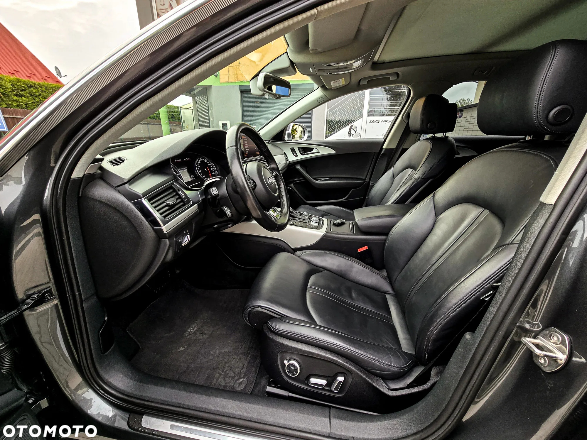 Audi A6 Avant 3.0 TDI quattro S tronic - 29