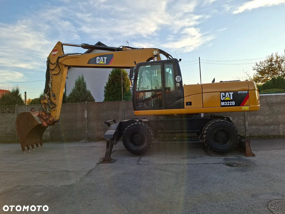 Caterpillar CAT M 322 D - 15