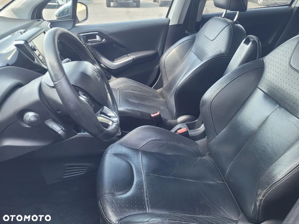Peugeot 208 1.4 HDi Business Line - 16
