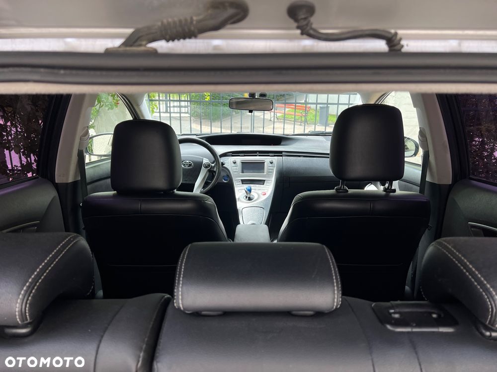 Toyota Prius 1.8 Hybrid Premium - 28