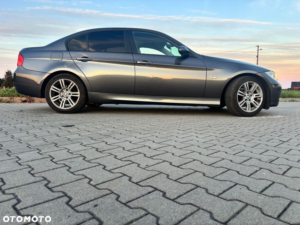 BMW Seria 3 - 11