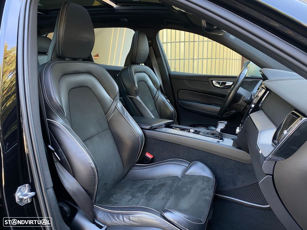 Volvo XC 60 2.0 D4 R-Design AWD Geartronic - 10