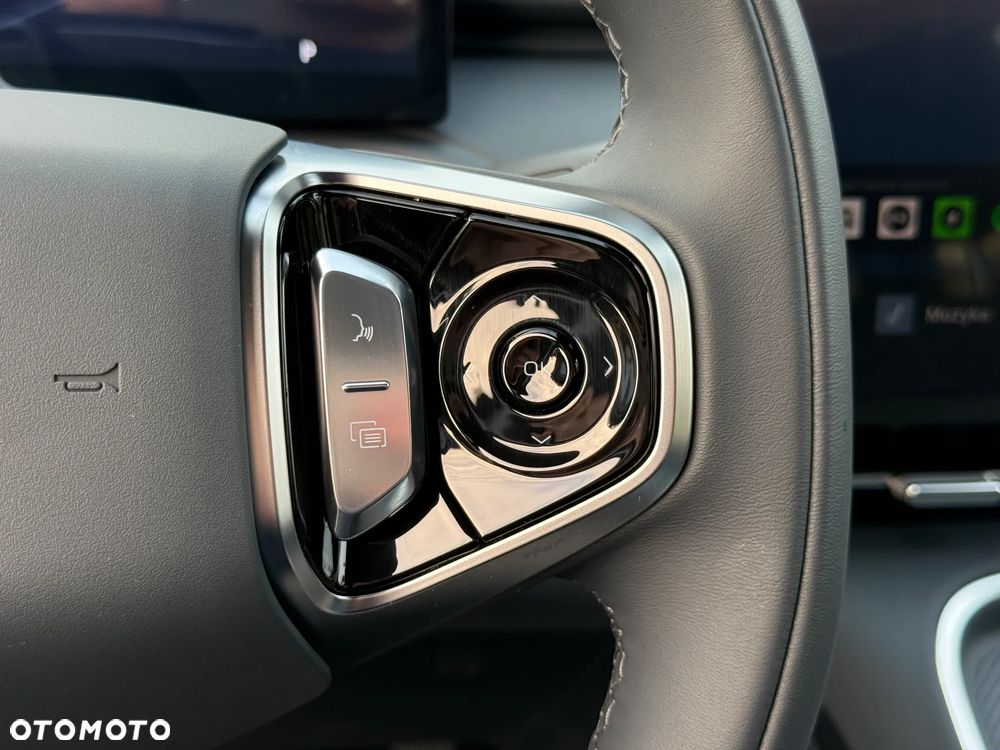 Geely Starray EM-i 1.5 PHEV Pro - 13