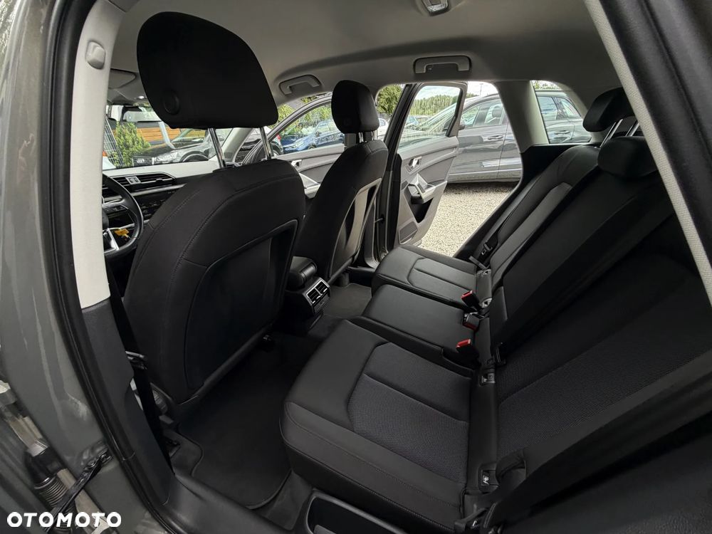 Audi Q3 35 TDI S tronic - 31