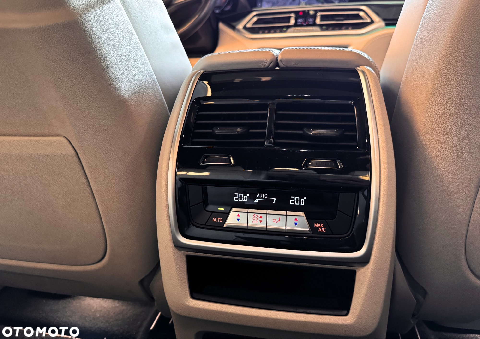 BMW X6 xDrive30d - 11