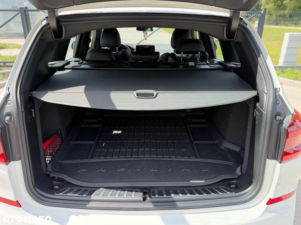 BMW X3 xDrive20d mHEV - 15