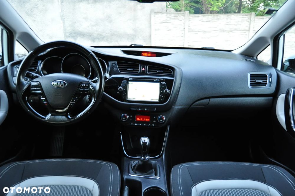 Kia Ceed 1.6 GDI L - 11